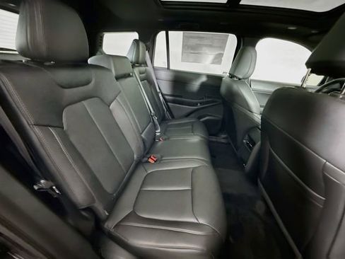 New 2026 Jeep Cherokee Limited AWD/4WD image 26