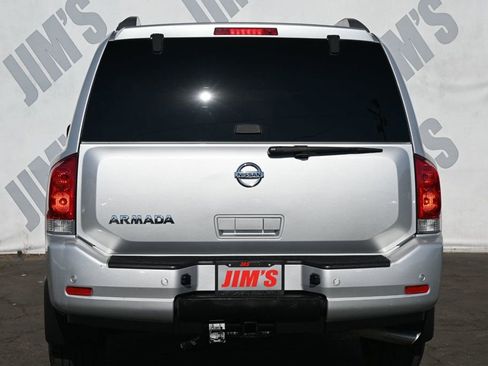 Used 2015 Nissan Armada SV image 5