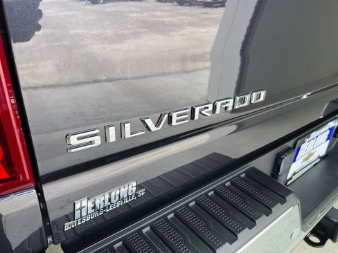 Used 2024 Chevrolet Silverado 2500 LTZ w/ LTZ Plus Package AWD/4WD image 30