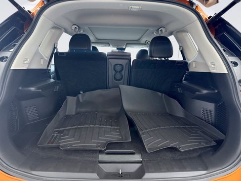 Used 2017 Nissan Rogue SL w/ SL Premium Package AWD/4WD image 23