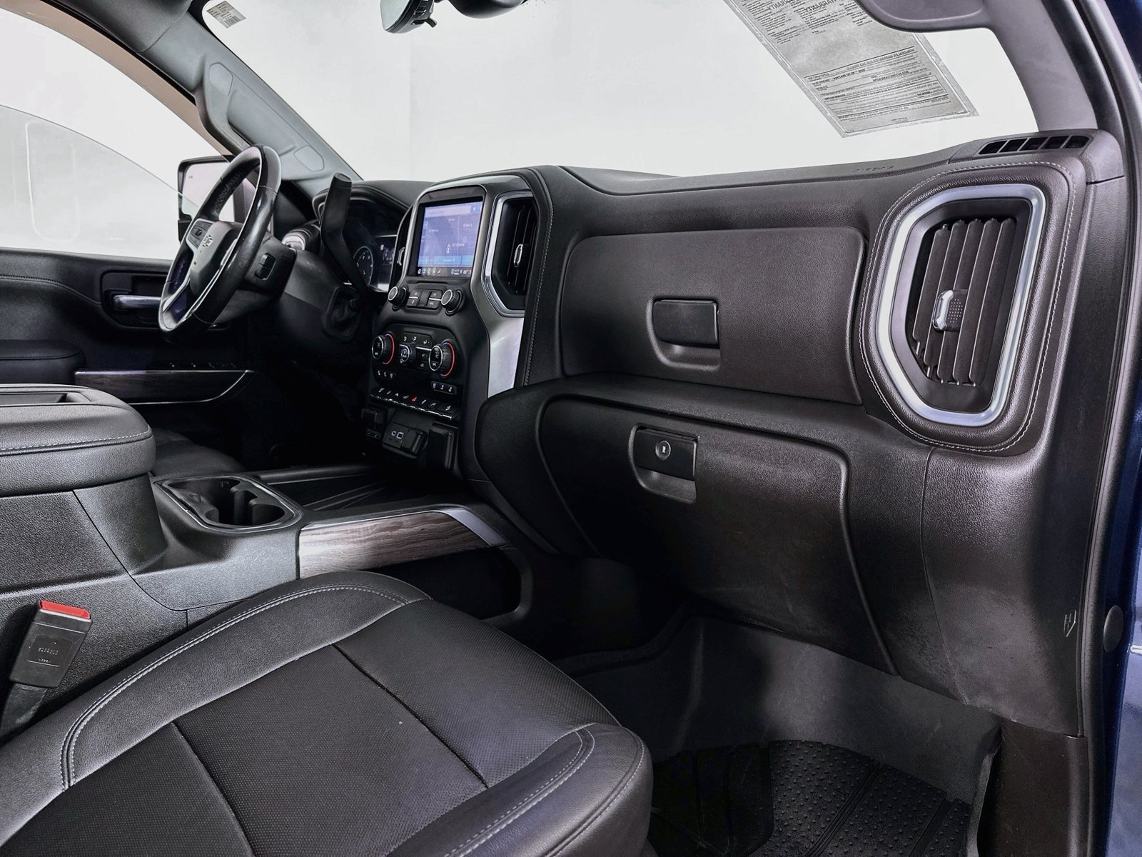 Used 2021 Chevrolet Silverado 3500 LTZ w/ LTZ Plus Package AWD/4WD image 31