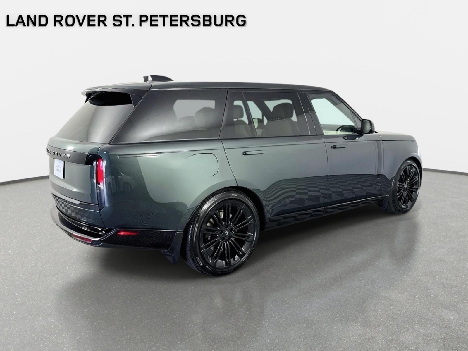 New 2027 Land Rover Range Rover Long Wheelbase SE AWD/4WD image 5