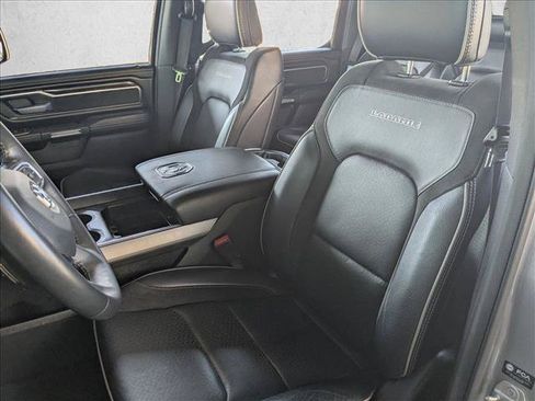 Used 2024 RAM 1500 Laramie AWD/4WD image 16