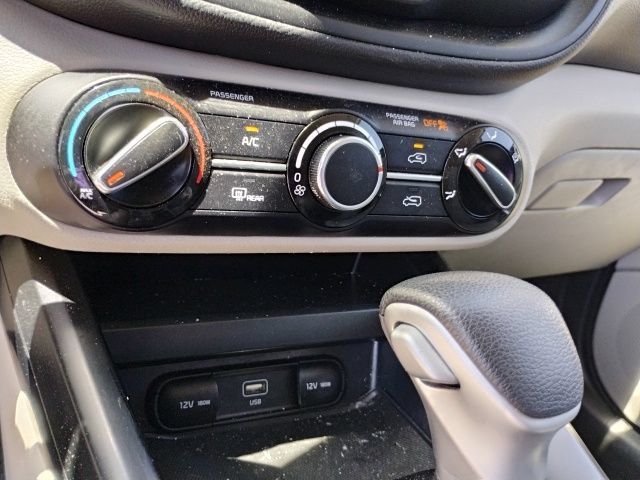 Used 2024 Kia Soul LX w/ Option Group 015 FWD image 15