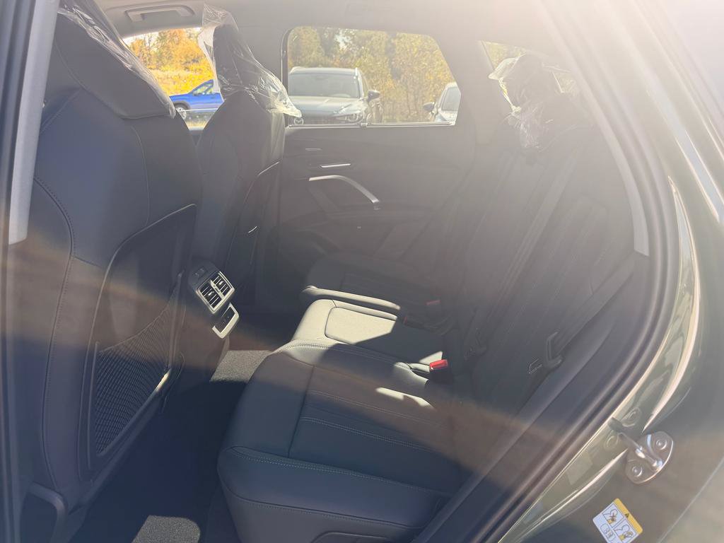 New 2026 Audi Q5 Premium Plus AWD/4WD image 7