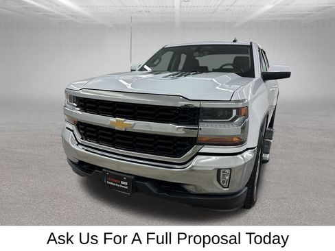 Used 2019 Chevrolet Silverado 1500 LT w/ All Star Edition AWD/4WD image 7
