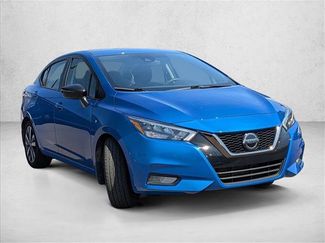 Used 2020 Nissan Versa SR video 3