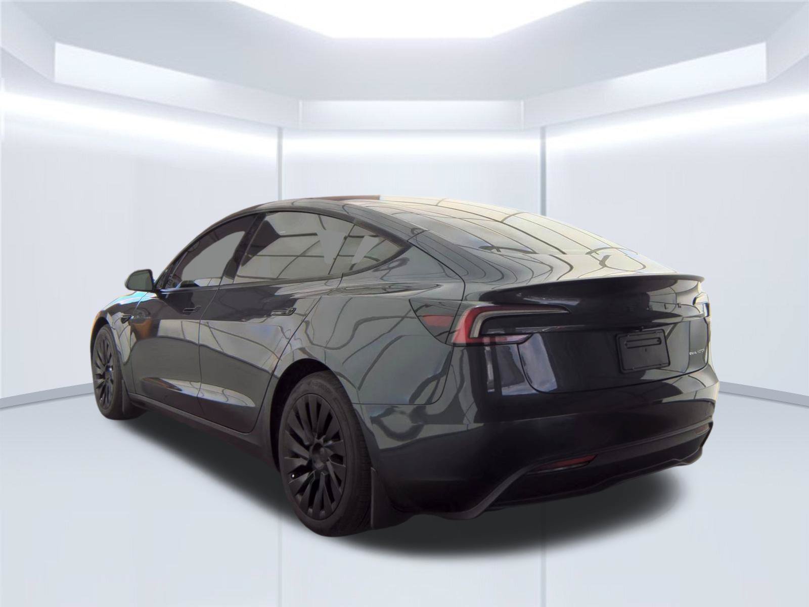 Used 2025 Tesla Model 3 Long Range AWD/4WD image 4