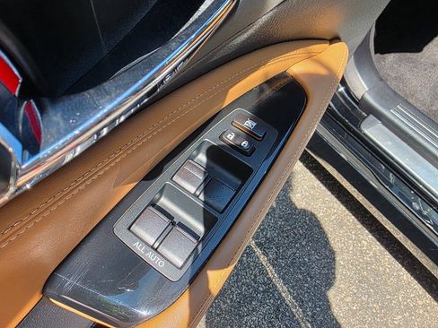Used 2015 Lexus LS 460 AWD w/ F Sport Package image 12