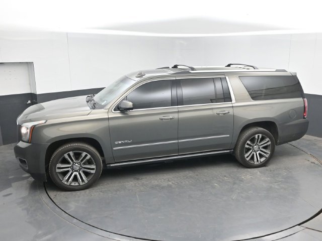 Used 2018 GMC Yukon XL Denali w/ Denali Ultimate Package AWD/4WD image 25