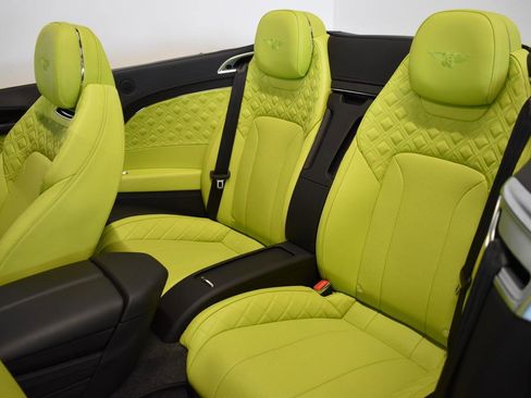 Used 2021 Bentley Continental GT image 17