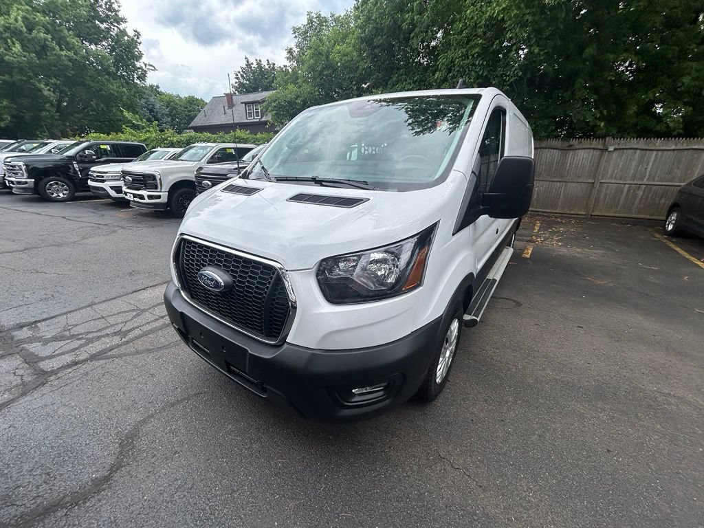 Used 2025 Ford Transit 250 Low Roof w/ Exterior Upgrade Package RWD image 3