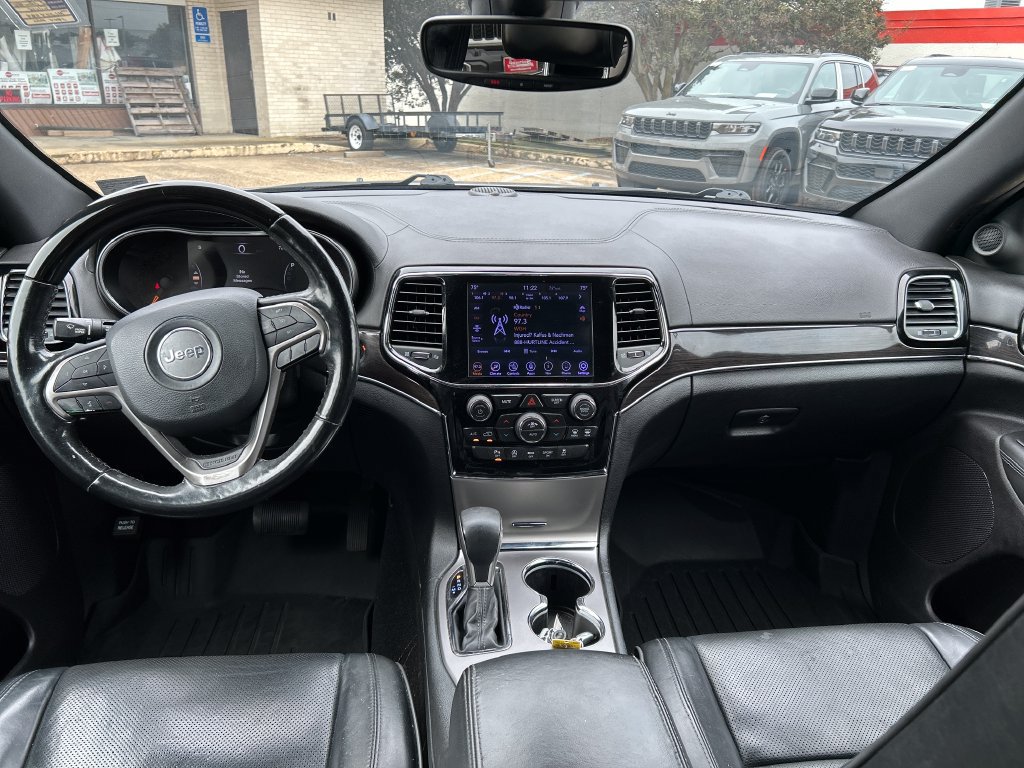 Used 2021 Jeep Grand Cherokee Overland AWD/4WD image 13