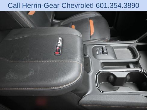Used 2024 GMC Sierra 2500 AT4 w/ AT4 Premium Plus Package AWD/4WD image 29