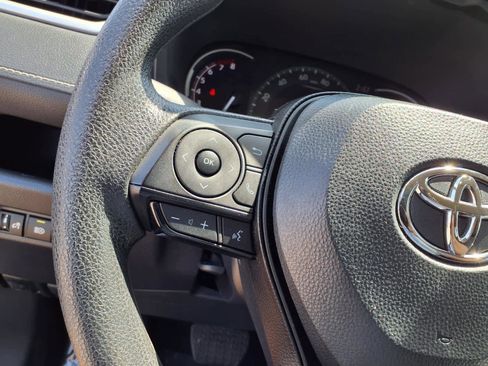 Certified 2024 Toyota RAV4 XLE FWD image 20