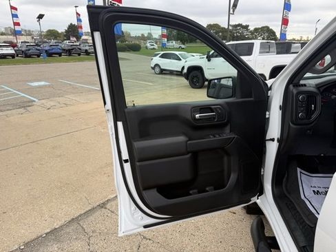 Used 2022 Chevrolet Silverado 1500 Custom w/ Rally Edition image 13