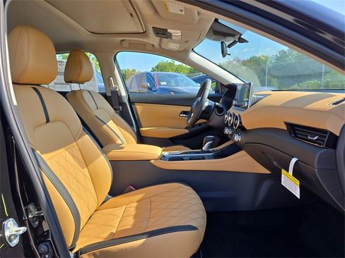 New 2025 Nissan Sentra SV w/ SV Premium Package image 14