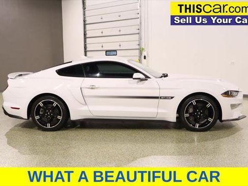 Used 2020 Ford Mustang GT Premium w/ Equipment Group 401A RWD image 9