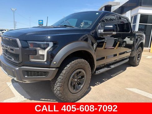 Used 2018 Ford F150 Raptor w/ Equipment Group 802A Luxury AWD/4WD image 8