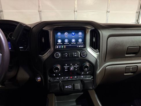 Used 2022 Chevrolet Silverado 1500 LT Trail Boss w/ Safety Package AWD/4WD image 13