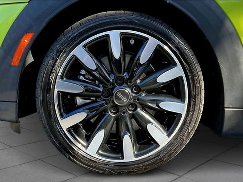 Used 2022 MINI Cooper S image 9