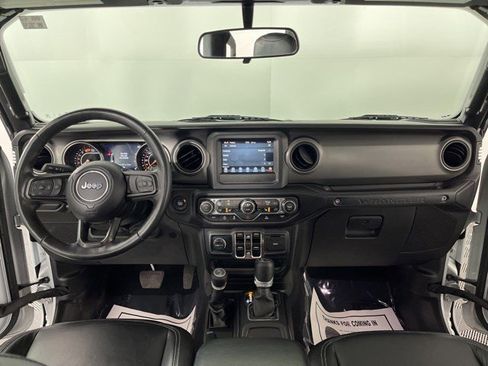 Used 2023 Jeep Wrangler Sport S image 30