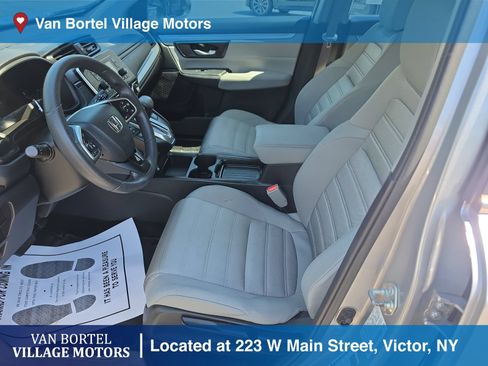 Used 2020 Honda CR-V LX image 9