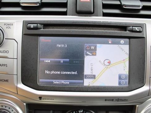 Used 2016 Toyota 4Runner SR5 Premium AWD/4WD image 35