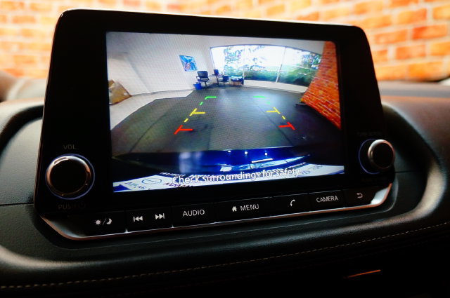 Used 2025 Nissan Rogue SV AWD/4WD image 15