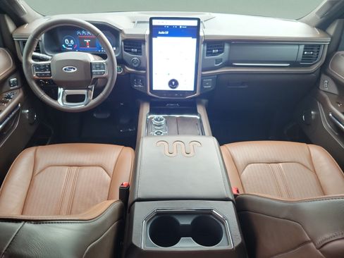 Used 2024 Ford Expedition King Ranch AWD/4WD image 17