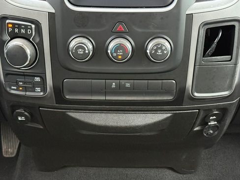 Used 2021 RAM 1500 Classic SLT AWD/4WD image 26