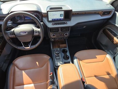 Used 2024 Ford Maverick Lariat w/ FX4 Off-Road Package AWD/4WD image 10