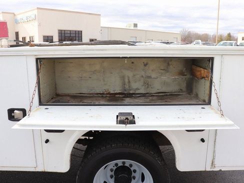 Used 2019 Ford F450 XL w/ XL Value Package image 11