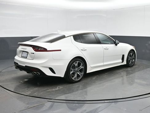 Used 2021 Kia Stinger GT-Line image 7