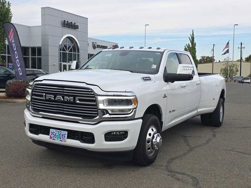 Used 2023 RAM 3500 Laramie RWD image 8