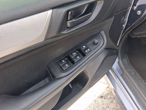 Used 2018 Subaru Legacy 2.5i AWD/4WD image 12