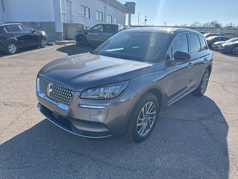 Used 2022 Lincoln Corsair AWD w/ Equipment Group 101A image 3