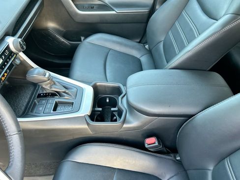 Used 2024 Toyota RAV4 XLE Premium FWD image 29