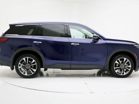 Used 2023 INFINITI QX60 Luxe w/ Performance Audio Package image 3