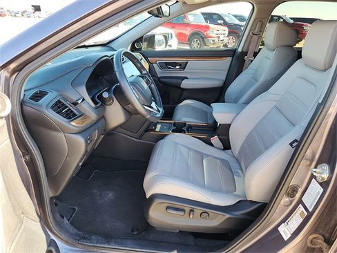 Used 2020 Honda CR-V Touring image 11