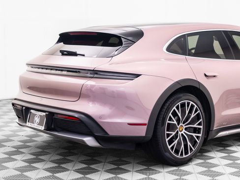 Certified 2023 Porsche Taycan 4S AWD/4WD image 37