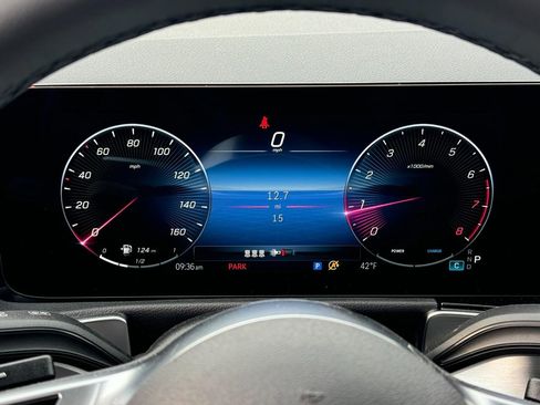 New 2026 Mercedes-Benz GLB 250 4MATIC image 37