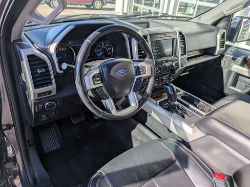 Used 2018 Ford F150 Lariat AWD/4WD image 16