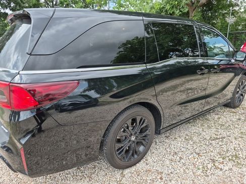 Used 2025 Honda Odyssey Sport-L image 3