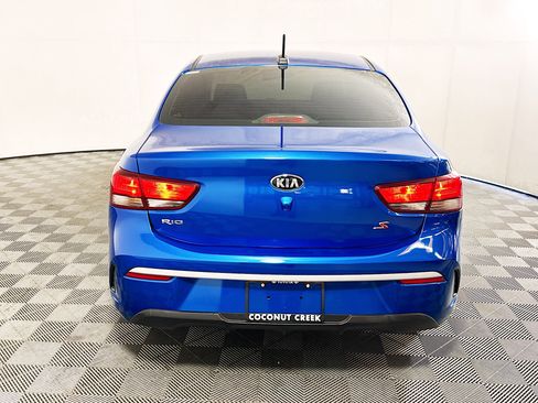 Used 2021 Kia Rio S FWD image 4