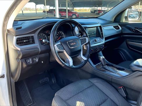 Used 2019 GMC Acadia SLE image 15