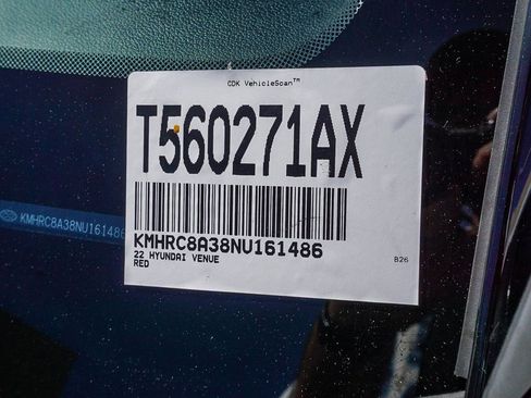 Used 2022 Hyundai Venue Limited image 26