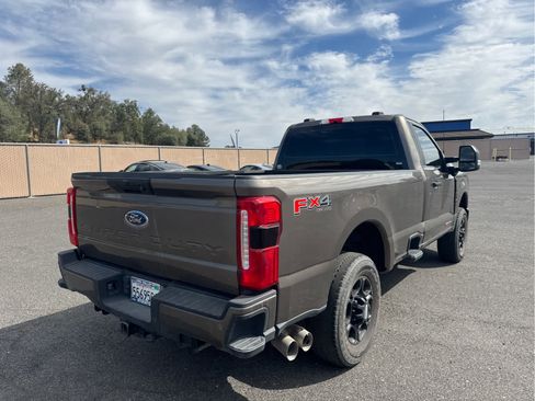 Used 2023 Ford F250 XL w/ STX Appearance Package AWD/4WD image 5