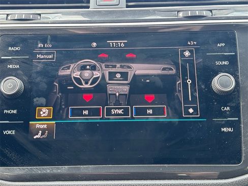 Used 2024 Volkswagen Tiguan SE R-Line image 20