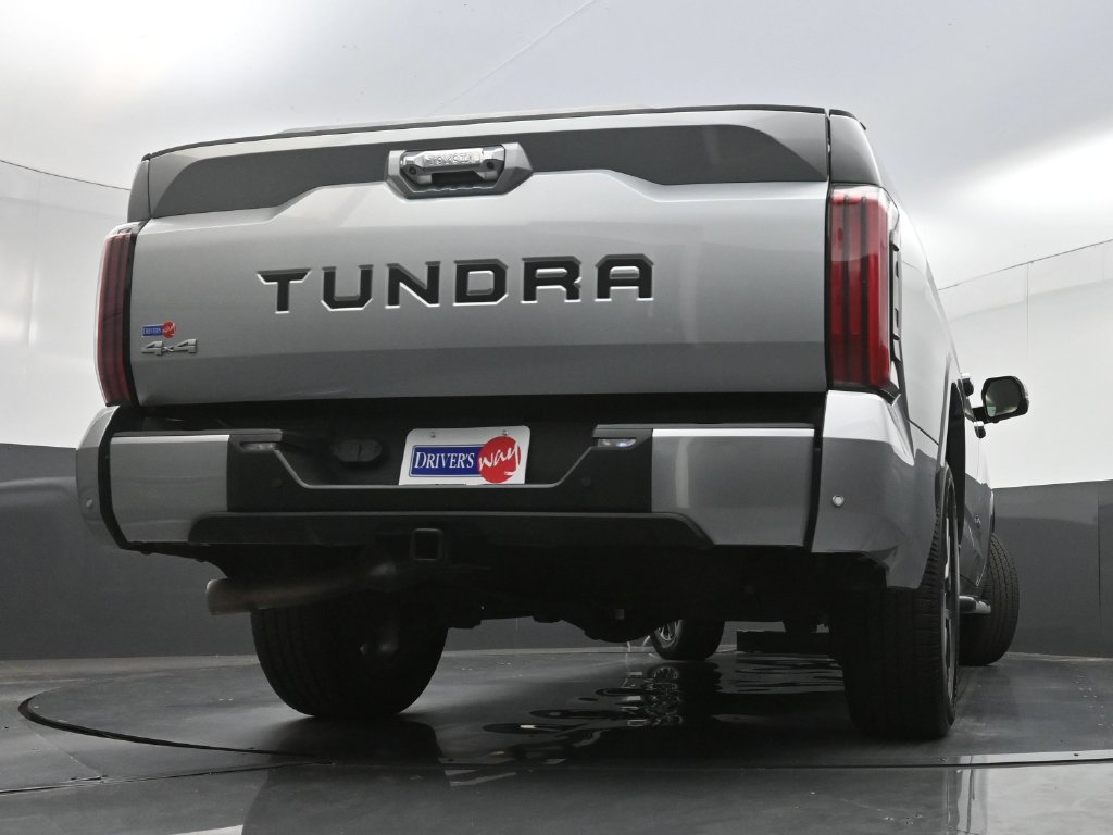 Used 2023 Toyota Tundra Limited AWD/4WD image 33